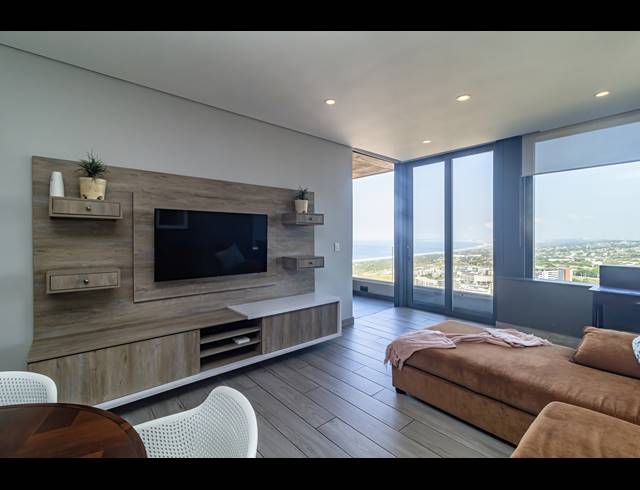 2 BEDROOM APARTMENT FOR SALE IN UMHLANGA RIDGE